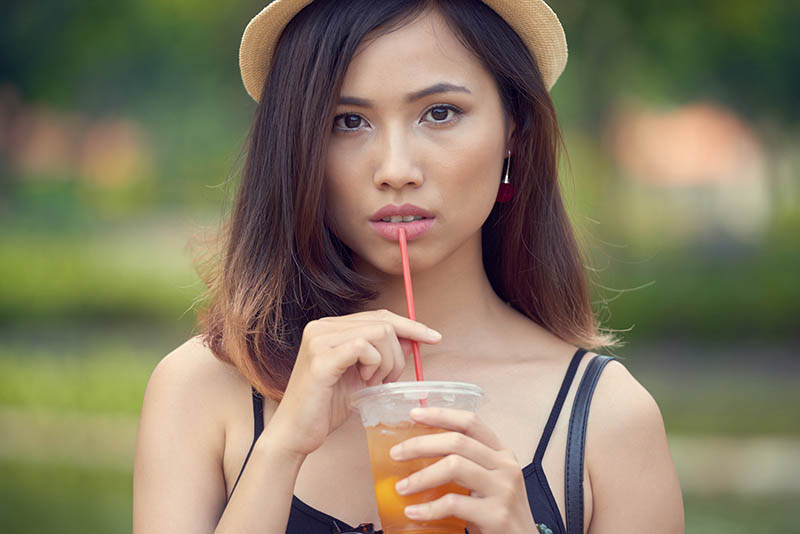 risk of tooth decay drinking iced tea